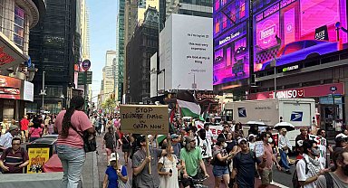 New York'ta on binlerce kişilik İsrail protestosu