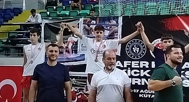 Niğdeli sporculardan Kick Boks Zafer Kupasında büyük başarı