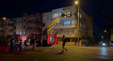 Ocakta unutulan tencere yangına sebep oldu