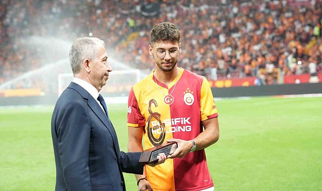 Okan Buruk, kazanan 11'i bozmadı