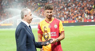 Okan Buruk, kazanan 11'i bozmadı