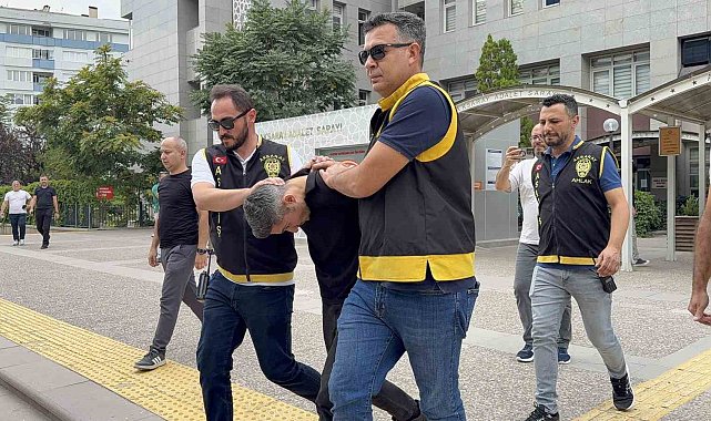 Öldürdüğü arkadaşını dondurma dolabına koyup araziye atmış