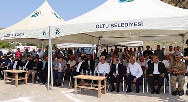 Oltu'da Kapalı Halk Pazarı'nın temeli atıldı
