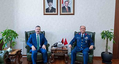 Orgeneral Güneykaya'dan Vali Aksoy'a veda ziyareti