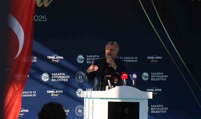 Osman Aşkın Bak: "Türkiye FIFA standartlarında uluslararası organizasyonlar yapılabilecek tesislere sahip"