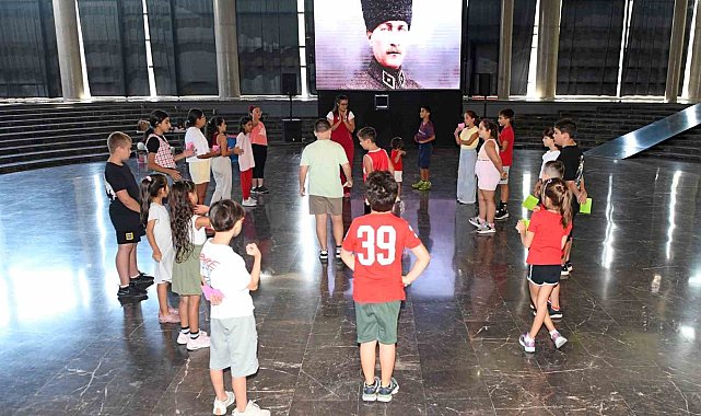 Osmangazi'de çocuklara tarih ve edebiyatı sevdiren buluşma