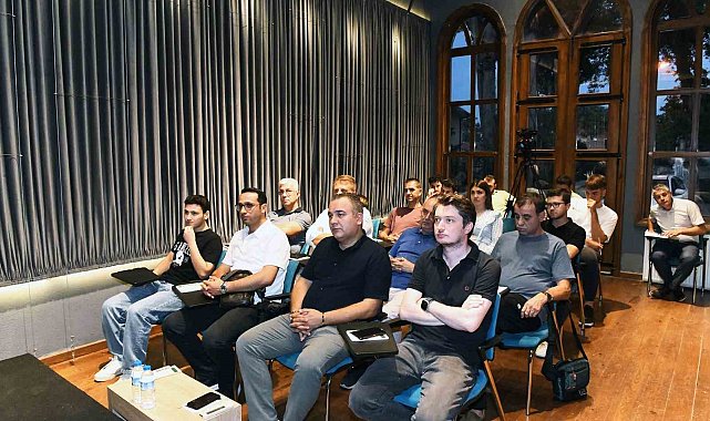Osmangazi'de girişimci gençler, ilham veren bir hikâyeyle buluştu