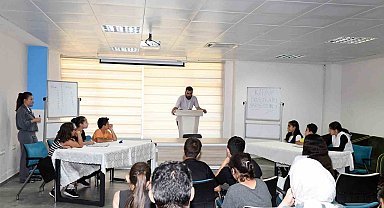 Osmangazi'de kitap dostları yarıştı