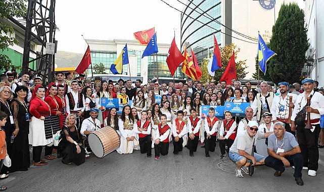 Osmangazi'de Uluslararası Balkan Festivali renkli görüntülerle start aldı