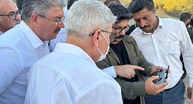 Osmaniye'de çıkan orman yangınına havadan ve karadan müdahale devam ediyor