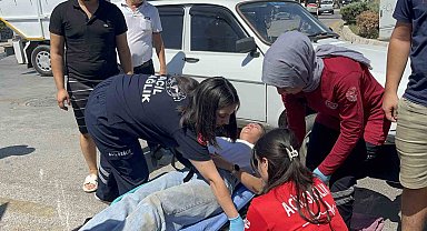 Otomobilin çarptığı motosikletli hamile kadın yaralandı