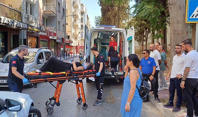 Otomobilin sıkıştırdığı iddia edilen motosiklet sürücüsü yaralandı