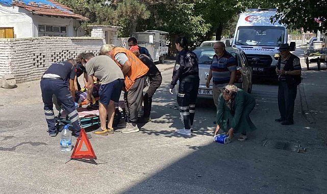 Otomobille çarpışan motosikletli kurye yaralandı