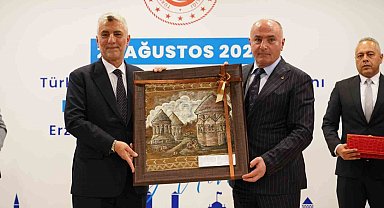 Özakalın Bakan Bolat'a iş dünyasının beklentilerini anlattı