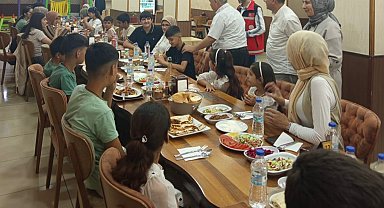 Patnos'ta çocuklara yemek etkinliği