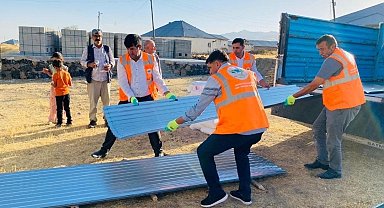 Patnos'ta mağdur aileye destek oldular