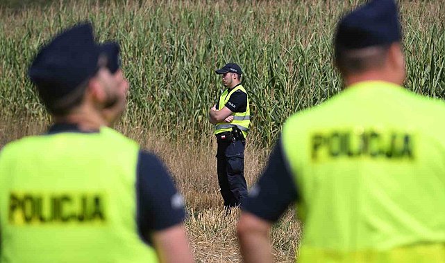 Polonya'da tarlaya düşen yabancı madde patladı