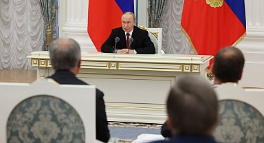 Putin: " Görüşme zamanında ve çok faydalı oldu"