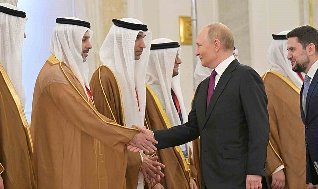 Putin: "Trump ile görüşme için uygun yerlerden biri BAE"