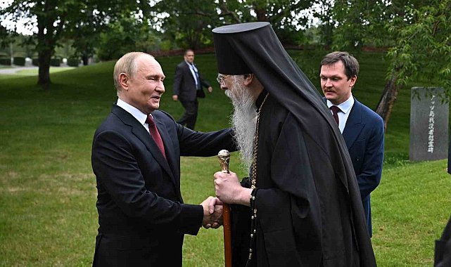 Putin'den Alaska'daki Sovyet mezarlarına ziyaret