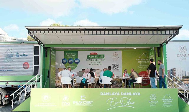 "Gayrimenkul Sertifikası Bilgilendirme Tır ve Çadırları" İstanbul meydanlarında
