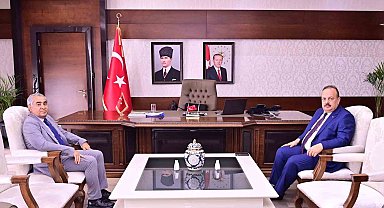 Rektör Kent, 'Araştırma Üniversitesi' için görüşmelerine devam ediyor