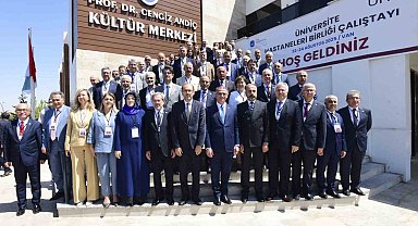 Rektör Kibar, Üniversite Hastaneler Birliği Çalıştayı'na katıldı