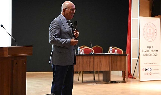 Rektör Savaş, Uşak'taki lise yöneticileriyle bir araya geldi
