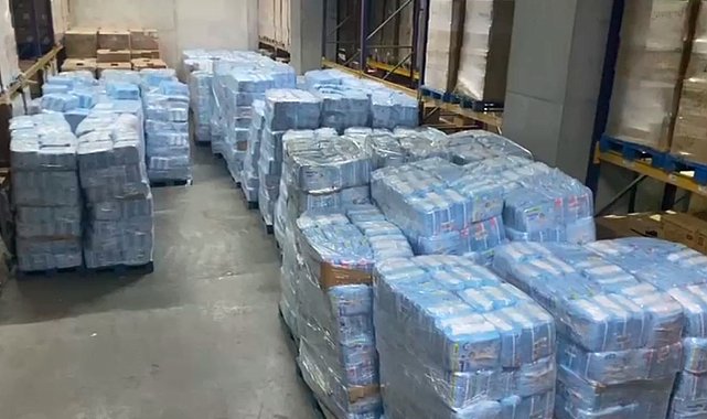 Rusya'ya satılan bebek bezleri Beylikdüzü'nde bulundu: 55 bin dolar değerinde bezleri çalan nakliyeci yakalandı