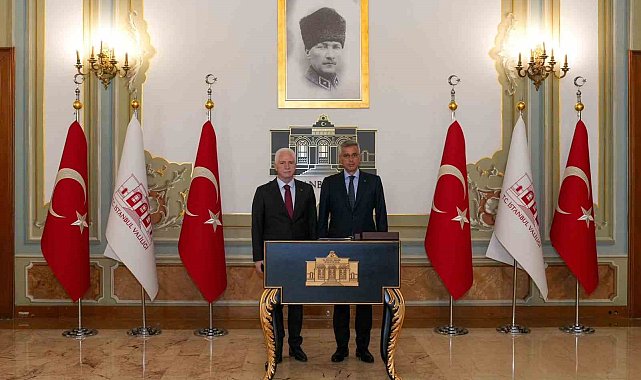 Sağlık Bakanı Memişoğlu: "Hem aile hekimlerimizin hem aile hekimliklerimizin sayısını bütün Türkiye'de artıracağız"
