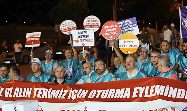 Sağlık-Sen'den 81 ilde '112' dakikalık oturma eylemi