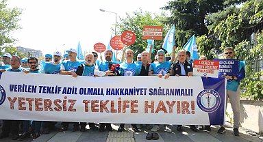 Sağlık-Sen'den oturma eylemi