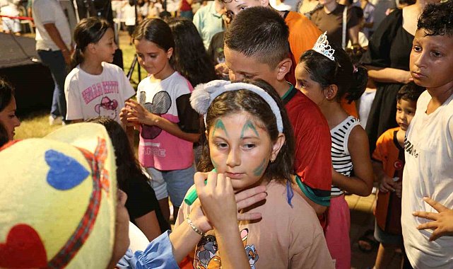 Sahne Kepez Ulus Mahallesi'ne renk kattı
