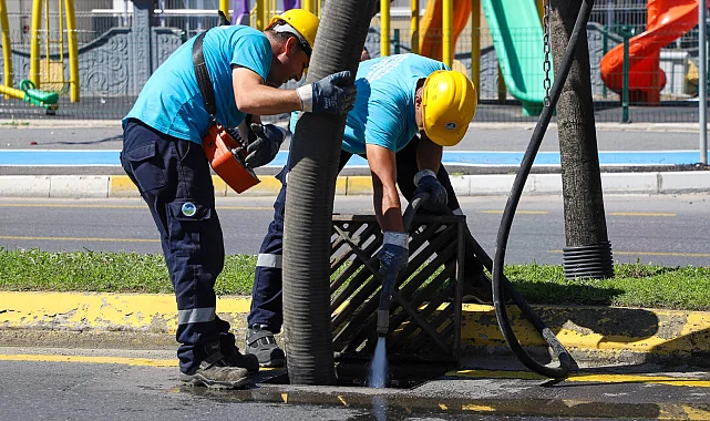 Sakarya'da yağmur suyu hatları temizleniyor