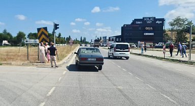 Samsun Alaçam'da 15 dakika arayla iki kaza kamerada