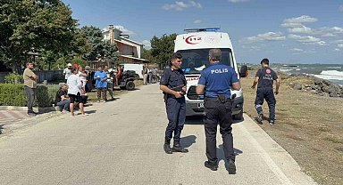Samsun'da denizde boğulma tehlikesi geçiren yaşlı adam hastanelik oldu