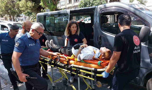 Samsun'da dolmuş kamyona çarptı: 4 yaralı