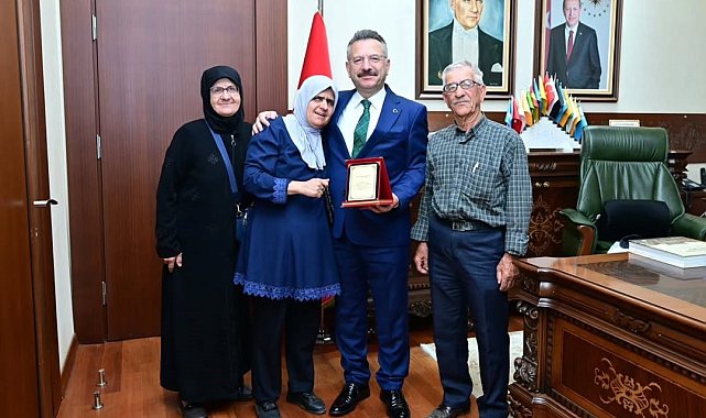 Şehit polis Aziz Oray'ın ailesi Vali Aksoy'u ziyaret etti