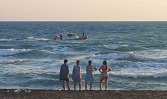 Serinlemek için denize giren 20 yaşındaki genç hayatını kaybetti