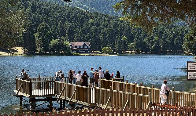 Sıcak havadan bunalan vatandaşlar soluğu Gölcük Tabiat Parkı'nda aldı