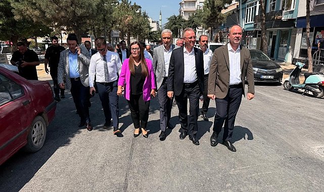 Simav Azerbaycan Caddesi'nde asfalt yol çalışmaları tamamlandı