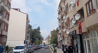 Simav'da peş peşe depremler korkuttu