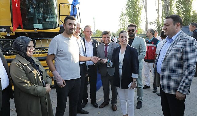 Simav'da tarıma dev yatırım, yüzde 70 hibe ile makine parkı hizmete girdi