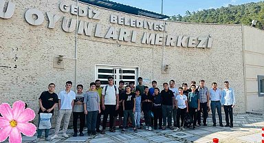 Simav'da yatılı Yaz Kur'an Kursu öğrencilerinin aquapark keyfi