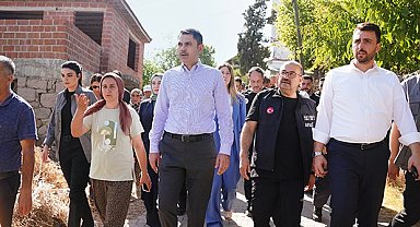 Sındırgı'da tüm evler tarandı... Ağır hasarlı yapılar yıkılacak!