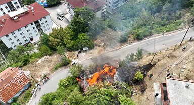 Sinop'ta ahşap binada yangın