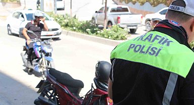 Şırnak'ta motosiklet sürücülerine bilgilendirme yapıldı