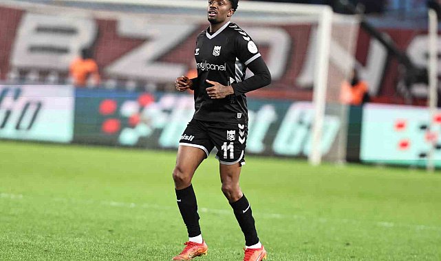 Sivasspor'da Menig ile yollar ayrıldı