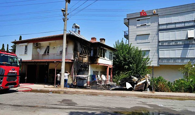 Soğuk hava deposunda korkutan yangın