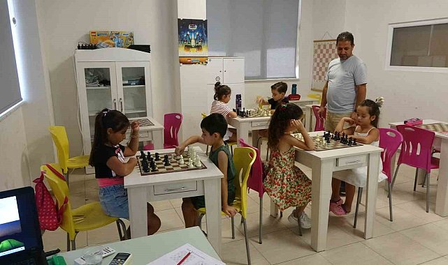 Söke Satranç ve Akıl Zeka Oyunları'nda Türkiye'nin lokomotifi oldu